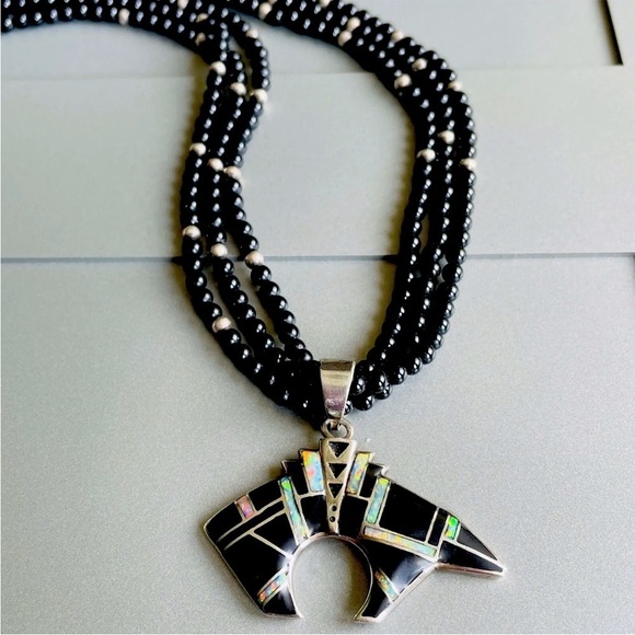 Navajo Barbara Hemstreet Opal & Onyx Sterling Silver Bear Pendant Bead N…